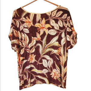 ⭐️HUBA ACTIVEWEAR  LARGE BURGUNDY & PINK FLOWER DESIGN LADIES TOP